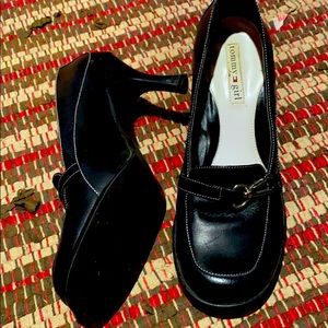 Heeled loafers